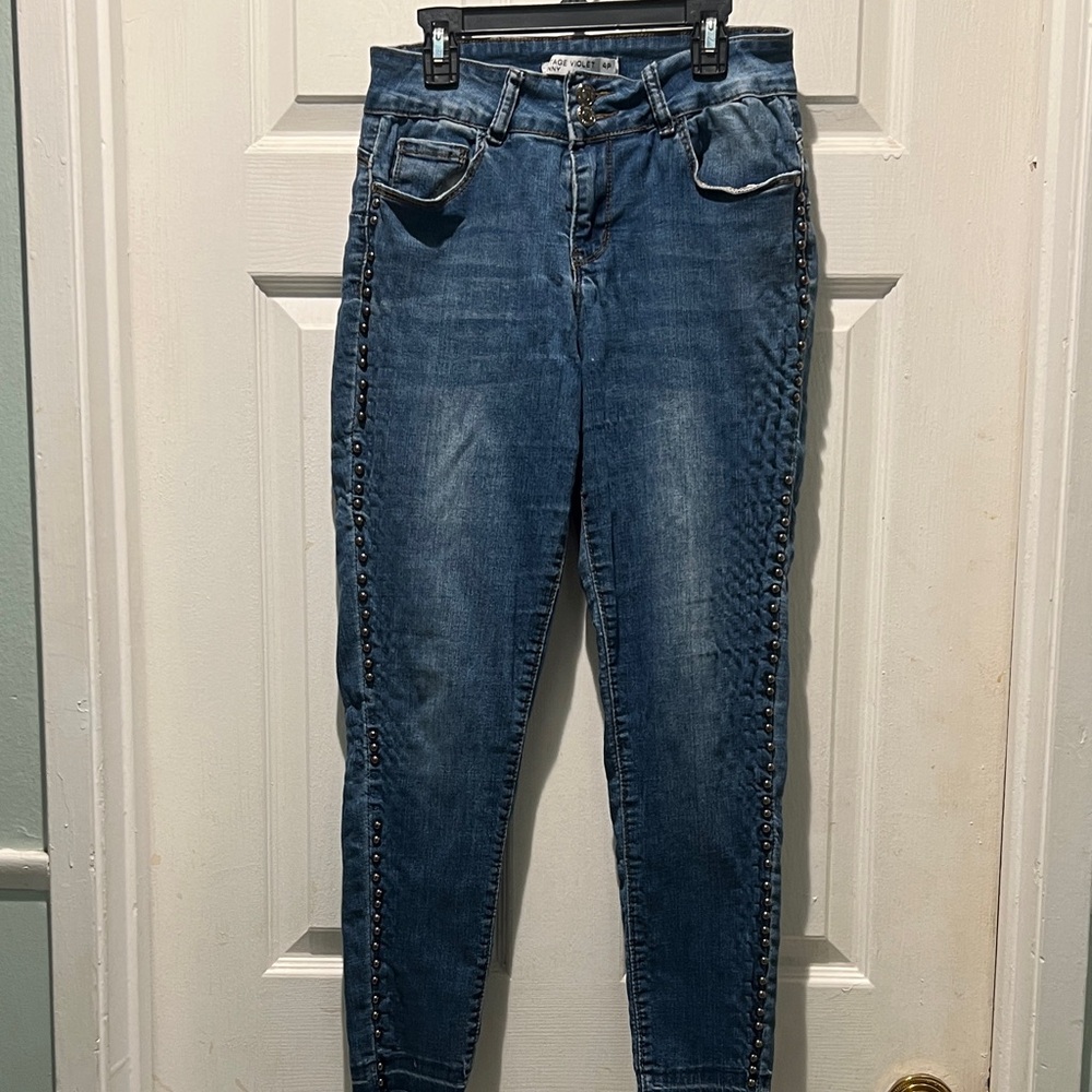 Stylish Blue Jeans with Studded Detail